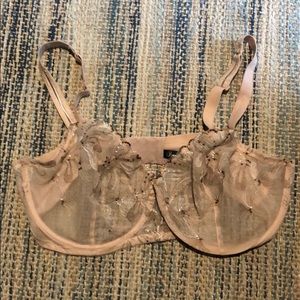 Lacy unlined wired bra